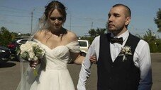 “변한건 없다”…실명한 우크라 군인과 ‘눈물의 결혼식’ 올린 신부