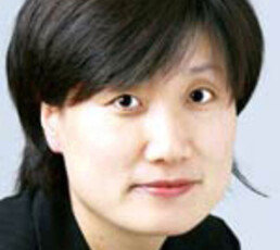 [허문명의 프리킥]동맹과 민족 사이에 낀 문 대통령의 고민