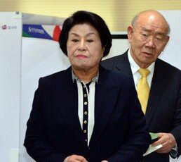 전두환 부인 이순자, “한국 ‘민주주의 아버지’는 내 남편” 주장