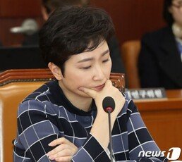 이언주 “文대통령, 임기 중 탄핵 대비해 이미선 임명 강행”