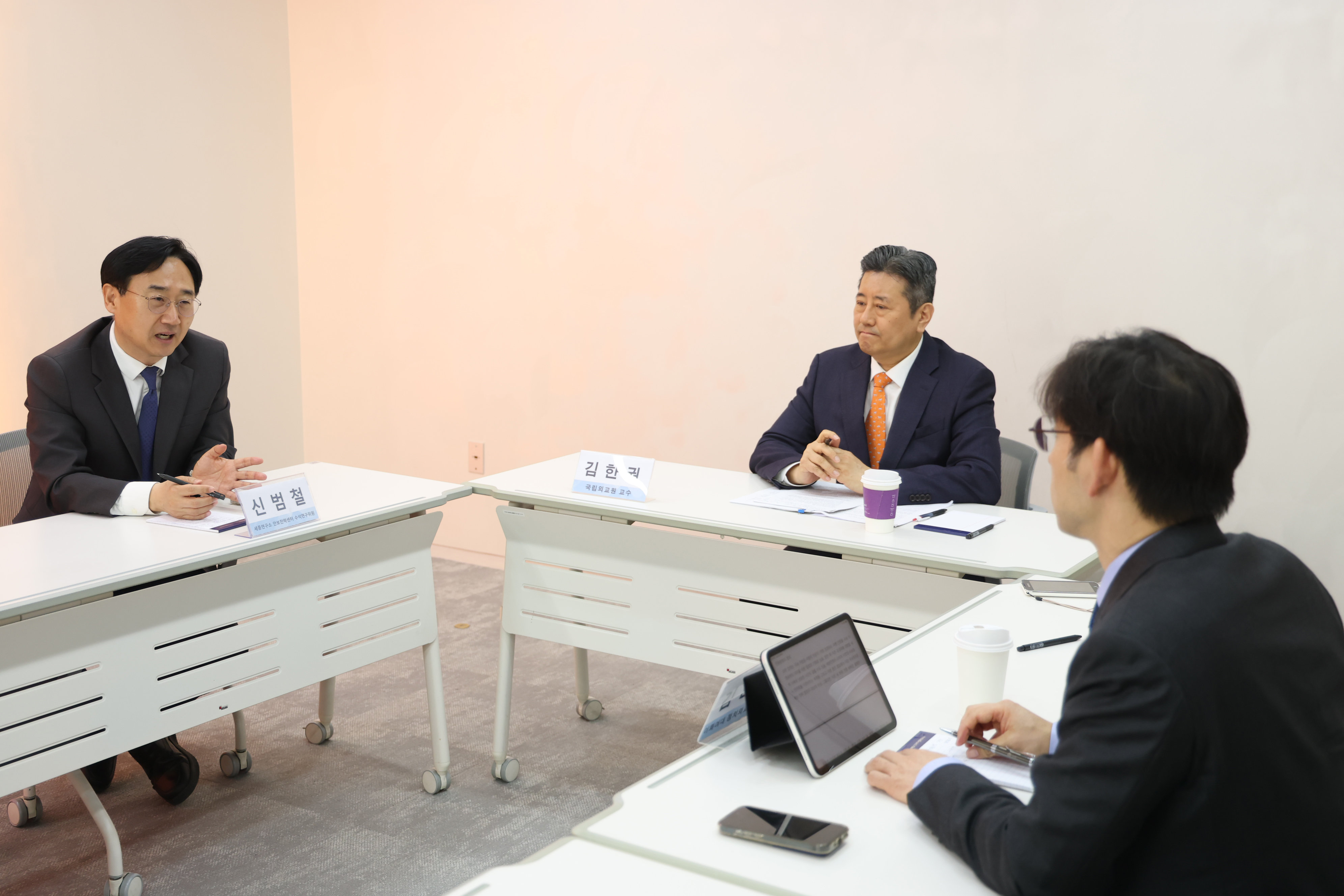 미-이란 종전 협상 교착 … 미중 정상회담서 돌파구 찾나 