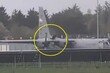 1100억짜리 美 C-130 수송기를 도끼로 ‘퍽퍽’…아일랜드 남성 붙잡혀