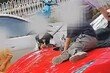 8억 페라리 미끄럼틀처럼 탄 아이들…부모는 “100만원만 줄게” (영상)