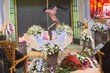 “쇼는 계속”…네덜란드 장례식에서 섹시 폴댄스 공연이 열린 이유는