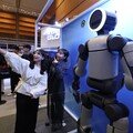[신문과 놀자!/디지털 세상과 정보]화면 밖으로 나온 AI… 로봇이 집안일 대신할 날 온다