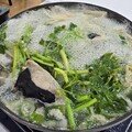 맑은 국물 한입에 바다 한가득… 정직하게 우려낸 묵호 복지리[김도언의 너희가 노포를 아느냐]