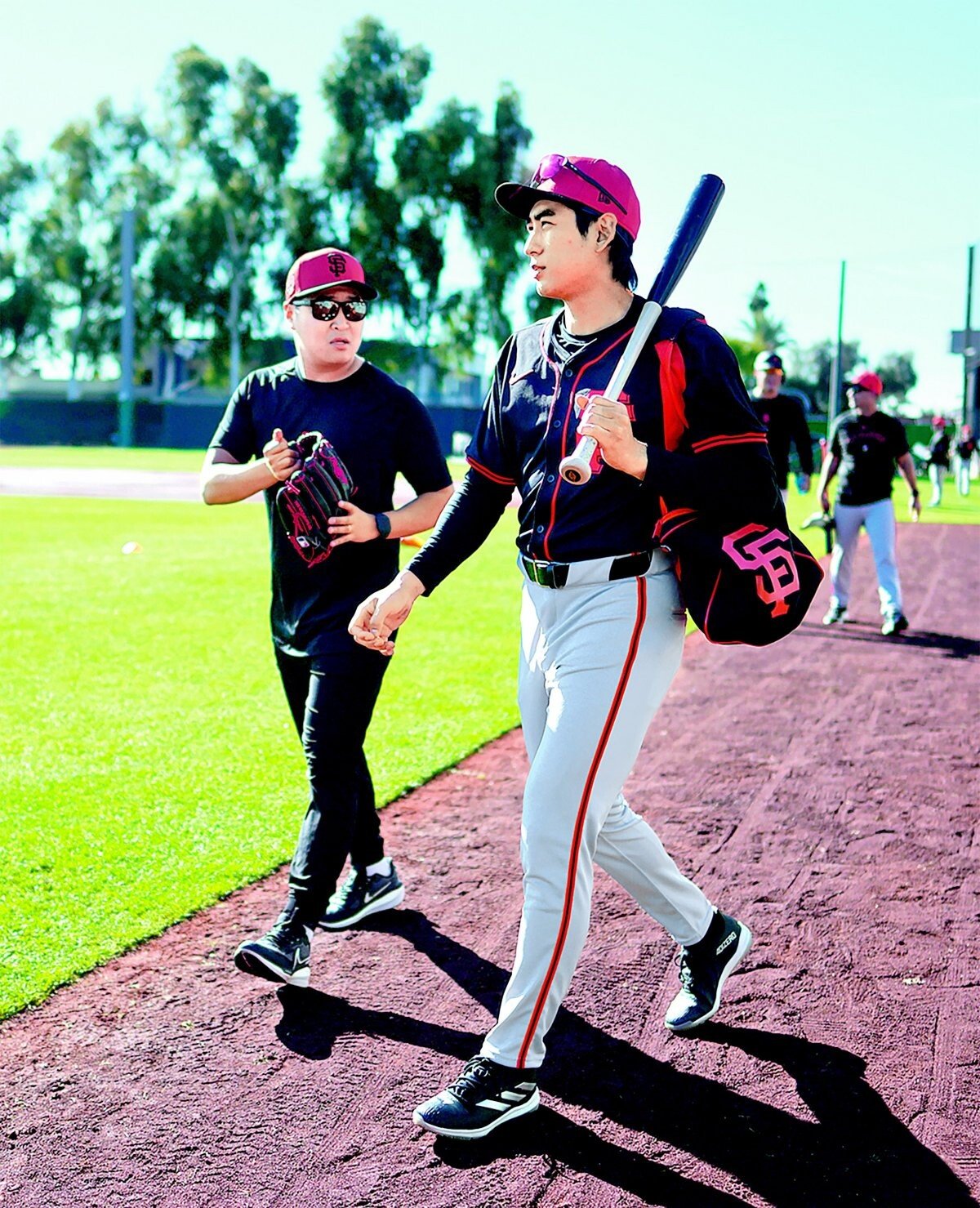 Dong-hee Han: From Translating for Eric Peddy to Guiding Lee Jeong-hoo in MLB