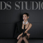 맹승지, 화가에 이어 또…파격 오피스룩 [DA★]