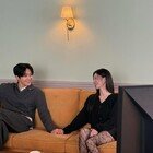 고윤정, 망사 스타킹 신고 김선호와 손 꼬옥…설렘 케미 [DA★]