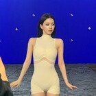 카리나, 마네킹 압승하는 밀착 수트…비현실적 라인 [DA★]