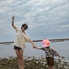 ‘현빈♥’ 손예진 子, 벌써 이렇게 컸어?…붕어빵 비율 ‘깜짝’ [DA★]