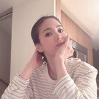 송혜교, 집에서도 이 정도 미모…편안한 차림도 빛나 [DA★]