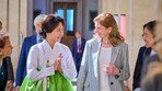 로마서 한복 패션쇼 찾은 김혜경 여사 ‘은빛 한복 외교’[청계천 옆 사진관]