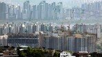 [사설]착공 물량 감소에도 “수요 압력 2, 3년 더”… ‘쌍끌이 상승’ 막아야