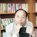 광주민주항쟁 연구로 박사학위 받은 김영택씨