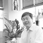 시인, 30여 봉사단체장, 영화감독 이사강 아버지… ‘1인 40역’ 치과의사 이재윤