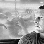 Cameron Returns to Director`′s Chair With ` ‘Avatar`’