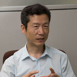 “자기만의 세계에 갇혀 산 이들이 혁명은 무슨…”