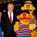 “엘모·빅버드와 함께 한국 나들이 왔어요”