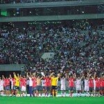  남북화합 드리블 ‘통~일조국 세~계최강’  