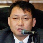 이광재, 몸은 특검에 마음은 표밭에