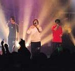 ‘부활의 발라드’ 중년 팬 열광 