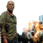 아날로그 형사 디지털 테러에 맞서다