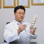 내시경 시술 뚝딱, 허리 청춘 야호!