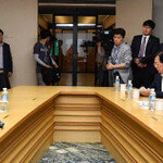 정치 종교화 ‘친문 행동대’의 집단심리