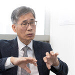 文캠프 위원장 지낸 신평 “조국의 검찰개혁안, 정략의 썩은 냄새 진동”