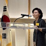 “남편 이름 먹칠하지 않게 늘 경계...TV토론 필요하면 하겠다”