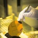 [현장취재] 화합물반도체 핵심 ‘에피웨이퍼’ 국산화 나선 웨이브로드