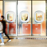 잔인한 시대, ‘짠하게’ 버티는 제주항공 승무원들