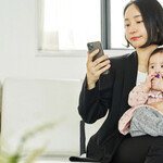 스마트폰으로 놀면 뭐 하니? 오늘부터 앱 깔고 출석체크 시작!