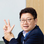 “아직 고점 아닙니다, 집값 더욱 격렬하게 오를 겁니다”