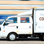 쿠팡 와우 멤버십 72% 인상, 900만 이용자 선택은?