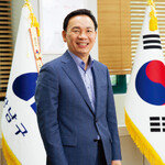 하루 일과 ‘민원 챙기기’로 시작하는 조성명 강남구청장