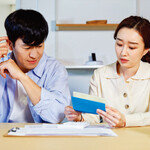 소득의 최소 50%는 저축과 투자해야