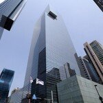 1분기 실적 서프라이즈 삼성전자, 개인은 사고 외국인은 팔았다