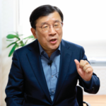 [영상] “상승장에서 상단 예측하지 않아, 시장은 늘 오버슈팅… 중장기 계좌엔 반도체뿐”