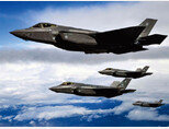 폴란드, 독일 등 유럽 각국이 구입 계약을 맺은 미국 F-35A 스텔스 전투기. [USAF]