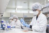 ‘국산 1호’ 코로나 백신 초읽기…내달부터 추가접종에 활용 전망