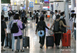 ‘해외여행 급증’ 지난달 인천공항에 174만명 몰려…코로나 이후 최대
