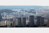 서울 집값 오름세 ‘주춤’…마포·강남 상승폭 반토막, 거래도 급감