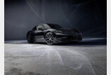 포르셰, ‘타이칸 블랙 에디션’ 본격 고객 인도 개시