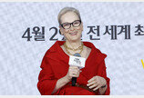 메릴 스트립이 선택한 ‘저강도 수영’…헬스보다 노년 건강에 효과적