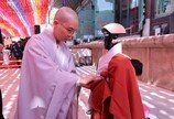 “과충전 하지 않겠습니다”…로봇 승려 ‘가비’ 조계종 첫 등장