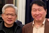 최태원-젠슨 황 대만서 회동…“AI 인프라 동반자 확인”