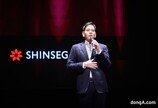 이마트·프라퍼티 대표맡는 정용진 회장… 등기이사 등록으로 ‘책임경영’ 전면화