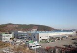 3대 잇는 유리 명가, 100년을 겨눈다